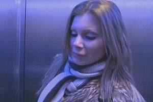 玉足揉搓贱根残忍榨精