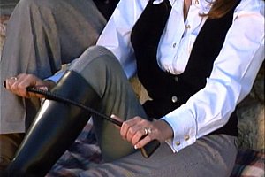 中国农村姑娘野外肏屄视频在线观看